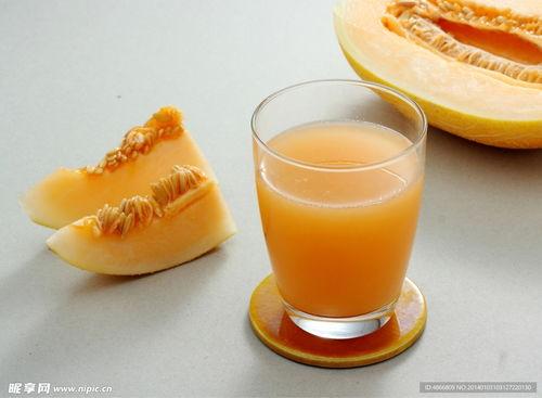 哈密瓜顺产完可以吃吗,产后哈密瓜适宜食用指南