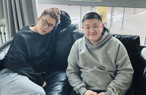 张百乔吃瓜视频,揭秘娱乐圈幕后故事